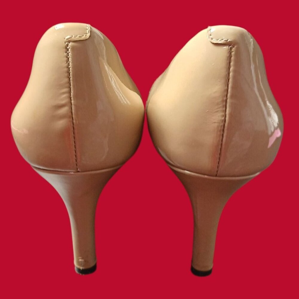 Rockport Total Motion Womens Patent Leather Pointed-Toe Heels Beige Size 5.5 - Picture 4 of 12